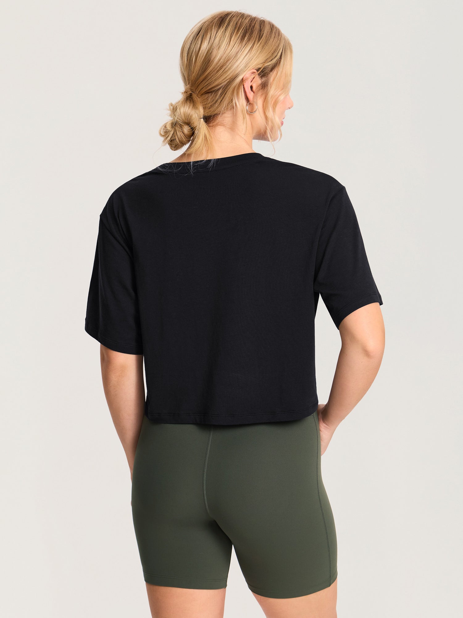 Modal Cotton Short Sleeve Loose Crop Tee Black