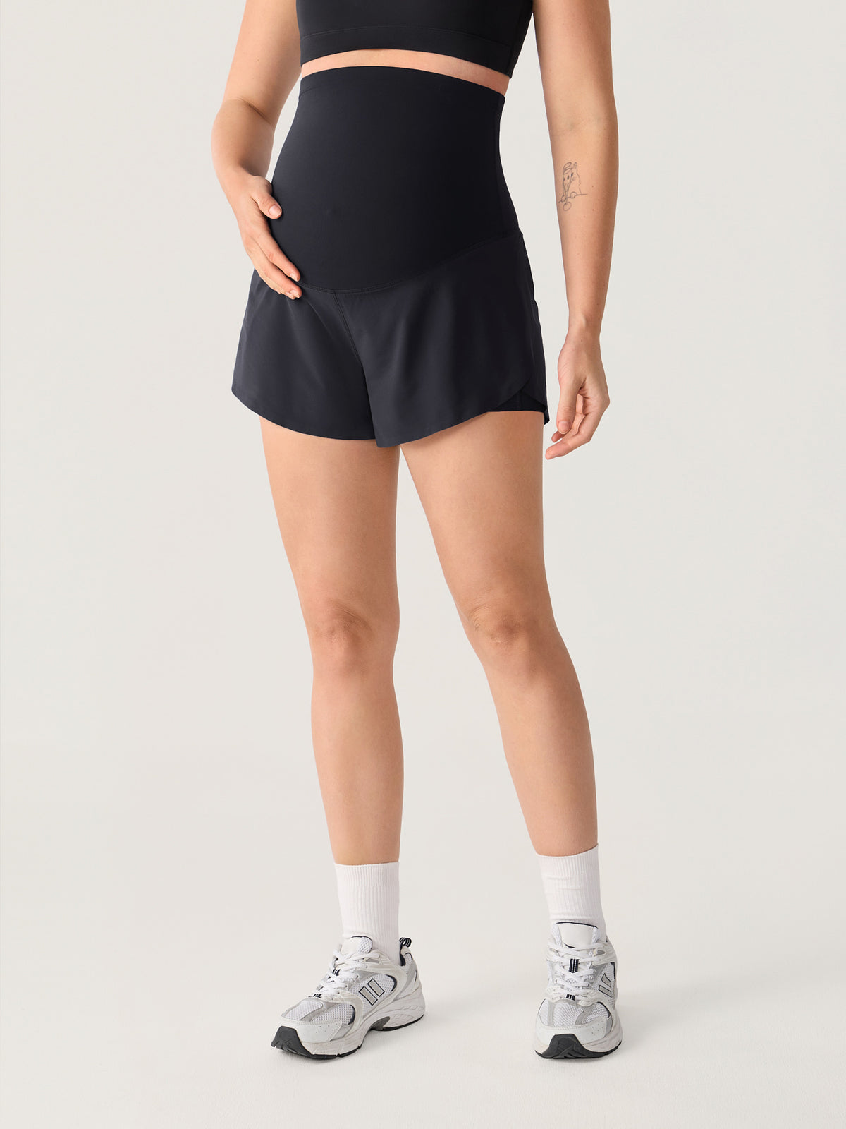 Bloomove™ Maternity Dolphin Shorts - with Inner Pockets Black
